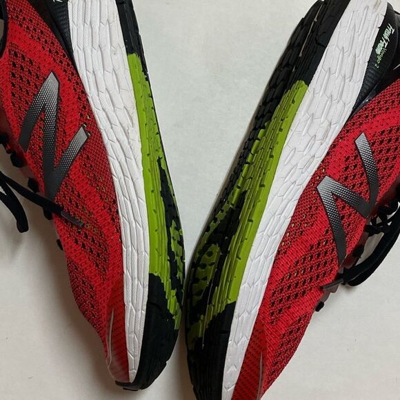New Balance MVNGORB2 Running Energy Red Lime Men\'s Red and Black Athletic Shoes main image 13